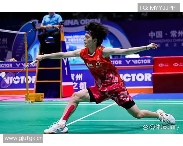 成都羽毛球队与杭州羽毛球队赛后复盘速度对比分析与战术探讨 成都羽毛球队与杭州羽毛球队赛后复盘速度对比分析与战术探讨