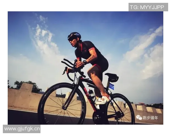 武汉街舞队在城市马拉松中的拼搏故事与奋斗精神展现 武汉街舞队在城市马拉松中的拼搏故事与奋斗精神展现